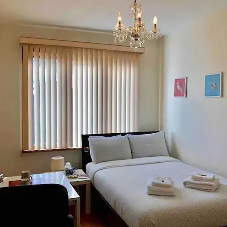 Big Private Room Midmontreal Next To Station Metro - Parking Free Extérieur photo